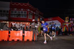 BIB: 
                            <button type="button" onclick="openModal(26221458)" class="btn btn-primary btn-sm float-right btn-popup" data-toggle="modal" data-target=".modal-high-quality">
                        <i class="fas fa-shopping-cart"></i> Add to Cart
                    </button>
                                            <button type="button" onclick="isThisMe(26221458, true)" class="btn btn-success btn-sm float-right btn-popup btn-isme hidden" data-toggle="tooltip" data-placement="bottom" title="นี่คือรูปของคุณใช่ไหม คลิกที่นี่เพื่อเอาเข้าอัลบั้ม">
                        <i class="fas fa-plus"></i> Add to album
                    </button>
                    <button type="button" onclick="isThisMe(26221458, false)" class="btn btn-warning btn-sm float-right btn-popup btn-isnotme hidden">
                        <i class="fas fa-ban"></i> Remove from album
                    </button>